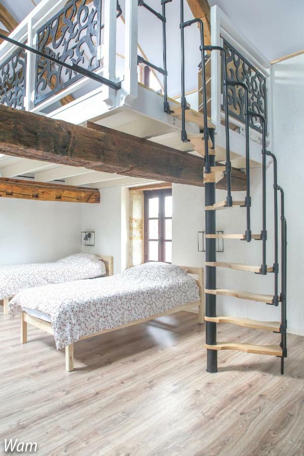 Le Moulin De Gateau Hotel Saint-Pierre-les-Etieux Екстериор снимка